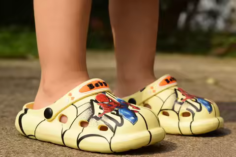 Marvel Children Cartoon Spider-Man Boys Anti-slip Soft Bottom Sandals Summer Beach Shoes Slippers Ho