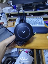 雷柏rapoo vh160s遊戲電競耳機，有燈光有咪
