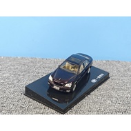 First Car Red Flag HQ430 Model 43 Red Flag Prosperity Car Model 1: 43 Scale Jujube Red Handicapped C