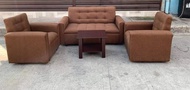 SALA SET BROWN FABRIC WITH CENTER TABLE URATEXFOAM