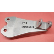 YAMAHA NMAX (V2) BRACKET FOOTREST (R/H)(B6H-F742L-00),(L/H)(B6H-F741-00)