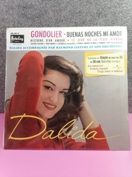 LP แผ่นเสียง Dalida   เป็นนักร้องชื่อดังของฝรั่งเศสเพลงเพราะ  10นิ้ว   Eu New