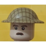 WW 2 British Army helmet (Plastic toy and less than 1.3 cm)