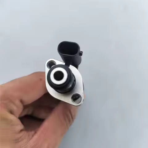 Auto parts Suitable for Roewe E950/360/RX5/i6 & MG MG6/GS/HS/GT Fuel Injector Assembly for 1.5T Engi