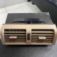 kisi ac tengah w210 warna beige