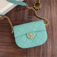 CHANEL 31開 青蘋果綠牛皮馬鞍包