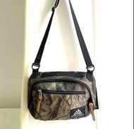 全新Gregory 戶外防水復古方形輕便斜挎包