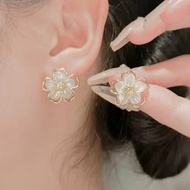 Korean Gold Flower Earrings A69 Women's Fashion