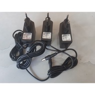 Adapter 12v-1A