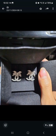 Chanel 蝴蝶結耳環