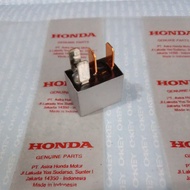 Main relay 4-legged relay/ BEAT fi scoopy fi vario 125 / 150 verza 38501-KVZ-631 original HGP HONDA