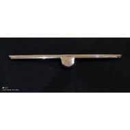 Grill emblem moulding daihatsu mira L5