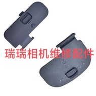 Suitable for Nikon D5300 D7200 D5100 D3200 D90 D80 D5000 Battery Cover Battery Compartment Cover