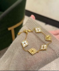 Buccellati outlet bracelet白色貝母四葉草手鍊