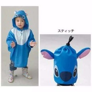 【預購】BS - 日本空運 | Akachan/阿卡將：史迪奇，100%聚酯(防潑水傘布)造型兒童雨衣(適合身高約85-95cm、體重約13-16kg) _ 免運 。