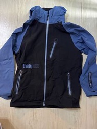 Thirtytwo 滑雪服  snowboard 護腕面罩