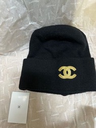 Chanel黑色毛帽冷帽黑金香奈兒帽子