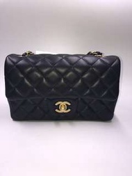 Chanel Handbag model A69900 20cm 小牛皮黑色全新購自巴黎保正真品