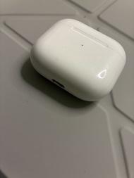 Apple AirPods 3 充電盒