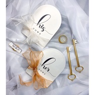 HIS VOWS CARD SET - HER VOWS • ROUND BOARD • LUXURY EMERGING SIGNS [HH03]