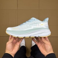 Hoka Clifton 9