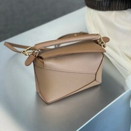 Loewe mini puzzle edge 新款沙色