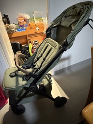Nuna TRVL lx嬰兒車 綠色