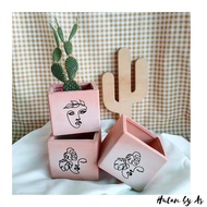 Teracotta pot / flower pot / cactus pot / cute pot