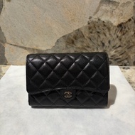 CHANEL黑荔枝淡金三折式WOC
