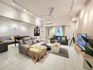 NEW! Landed Home in Damansara Jaya for up to 15pax 1 mins to Atria ,1 Utama,TTDI