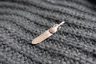 GOROS silver feather