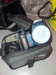 Pentax K-x 相機 連鏡頭18-55mm(沒有電池充電器）