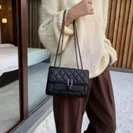 Bold Sling Bag