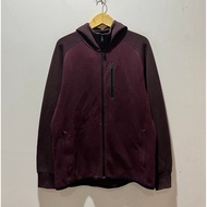 UNIQLO Dry Pocket Burgundy Zipper Hoodie Uniqlo Tech Fleece Hoodie/