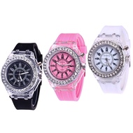 New Fashion Colorful Led Light Watches Cute Unisex Geneva Luminous Wrist Watch For Girls and Boys +