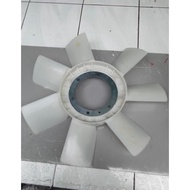 Isuzu giga 285 genueine 8- radiator fan98073467-1