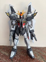 1/144 Strike Noir 高達上色成品