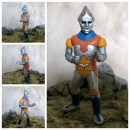 Bandai 1973 Jet Jaguar Godzilla vs Megalon Gachapon