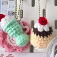 madebypotato melon soda crochet keychain