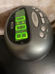 AXIL Radio Alarm Clock