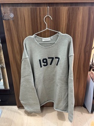 Fear of God Essentials 1977 針織毛衣