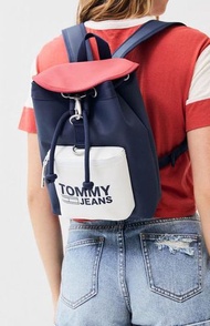 TOMMY HILFIGER 迷你防水後背包