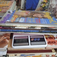 Magazine sale 2 kilos 8 books Rp. 400,000