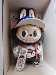 POP MART LABUBU THE MONSTERS x VANS OLDSKOOL FOREVER 搪膠毛絨公仔  Labubu x Vans