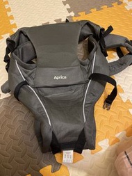 Aprica 嬰兒背帶