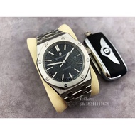 Automatic Royal Oak Series 15400 Men's Watch