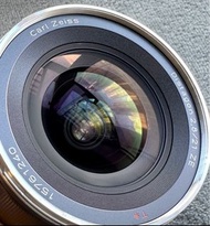 極新淨 (99%新) Carl Zeiss ZE 21mm f2.8 手動對焦鏡頭，Canon EF Mount，全套有盒 香港行貨