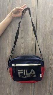 Fila 斜孭袋