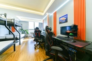 Grey Cat esports Apartment