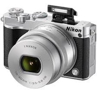 Nikon 1 j5 10-30mm +18.mm f1.8+30-100mm(一機三鏡頭) (只限定雙北面交)